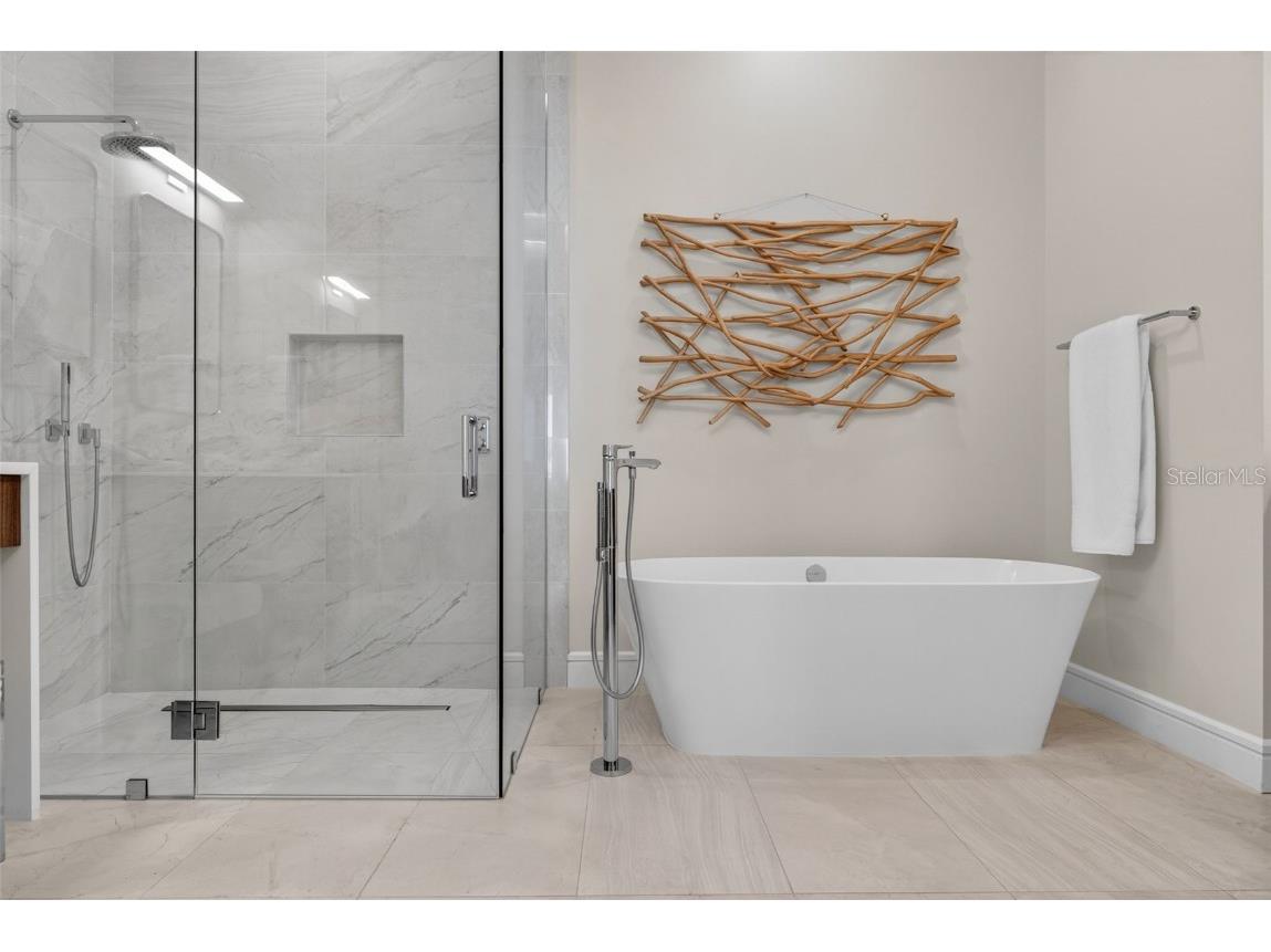 605 S Gulfstream Avenue #5S Sarasota FL 34236 - SARASOTA BAY A4662263 image14