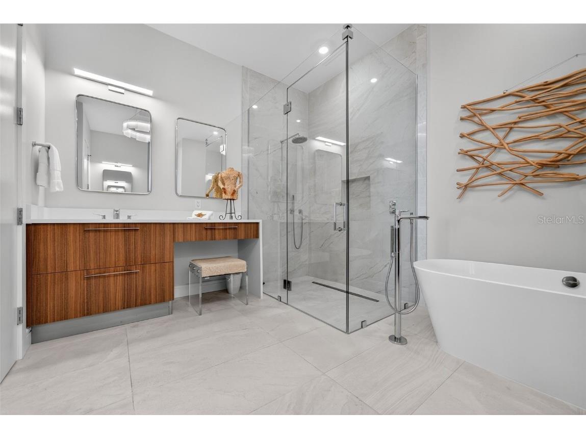 605 S Gulfstream Avenue #5S Sarasota FL 34236 - SARASOTA BAY A4662263 image15