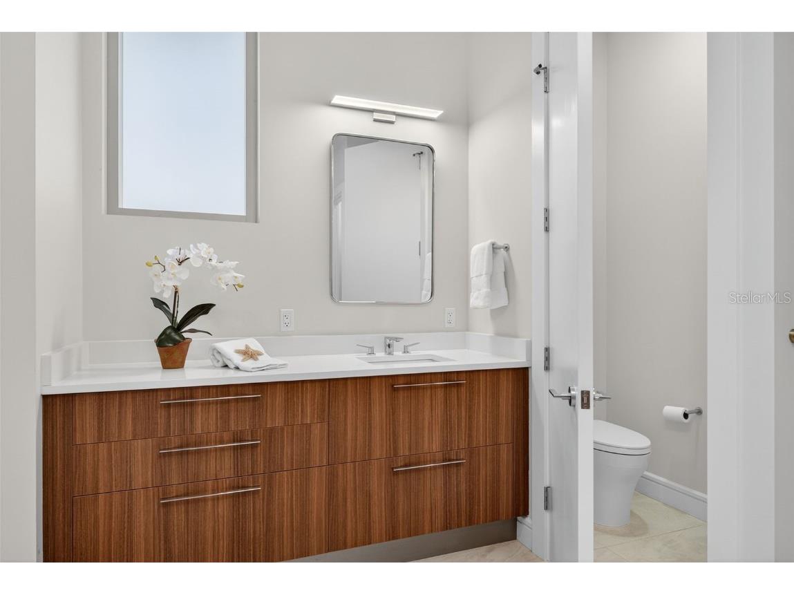 605 S Gulfstream Avenue #5S Sarasota FL 34236 - SARASOTA BAY A4662263 image18