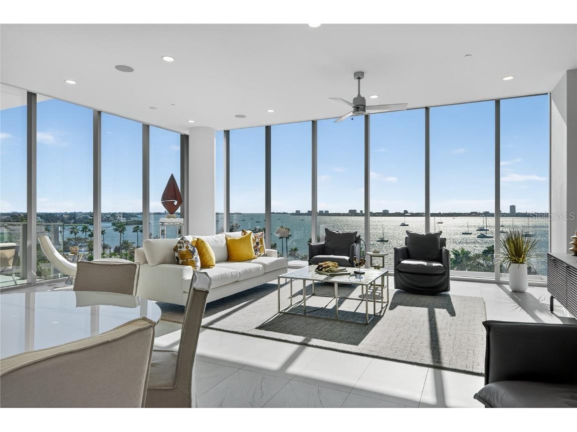 605 S Gulfstream Avenue #5S Sarasota FL 34236 - SARASOTA BAY A4662263 image3