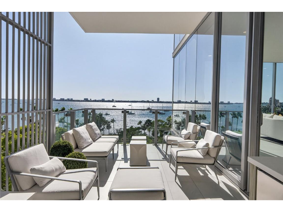 605 S Gulfstream Avenue #5S Sarasota FL 34236 - SARASOTA BAY A4662263 image6