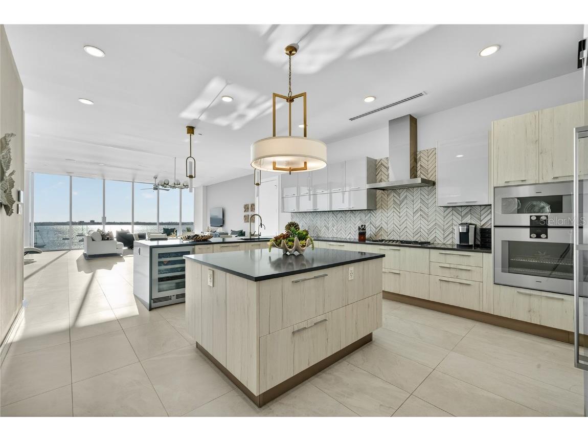 605 S Gulfstream Avenue #5S Sarasota FL 34236 - SARASOTA BAY A4662263 image7