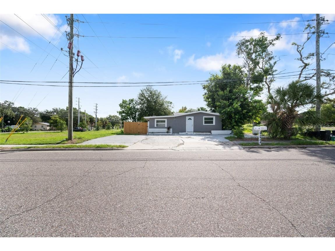 605 S S Disston Ave Tarpon Springs FL 34689 TB8423633 image3