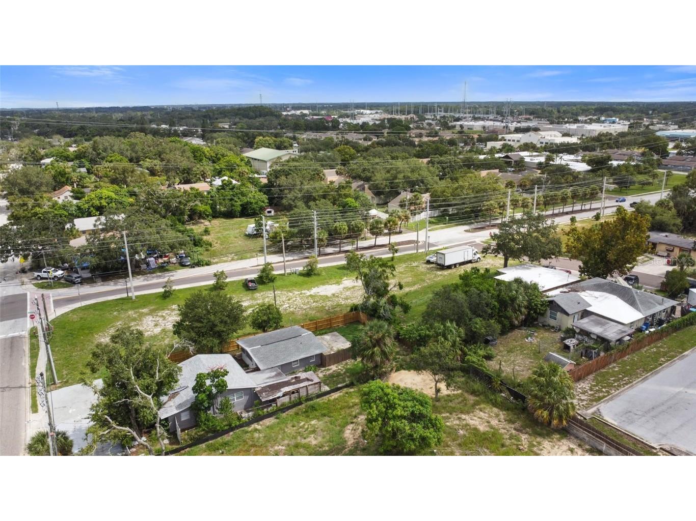 605 S S Disston Ave Tarpon Springs FL 34689 TB8423633 image44