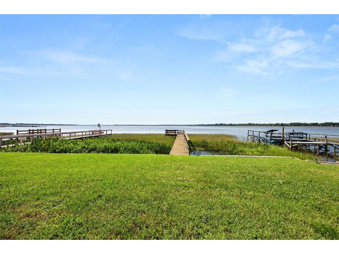 605 Sinclair Circle Tavares FL 32778 - LAKE DORA G5084715 image1
