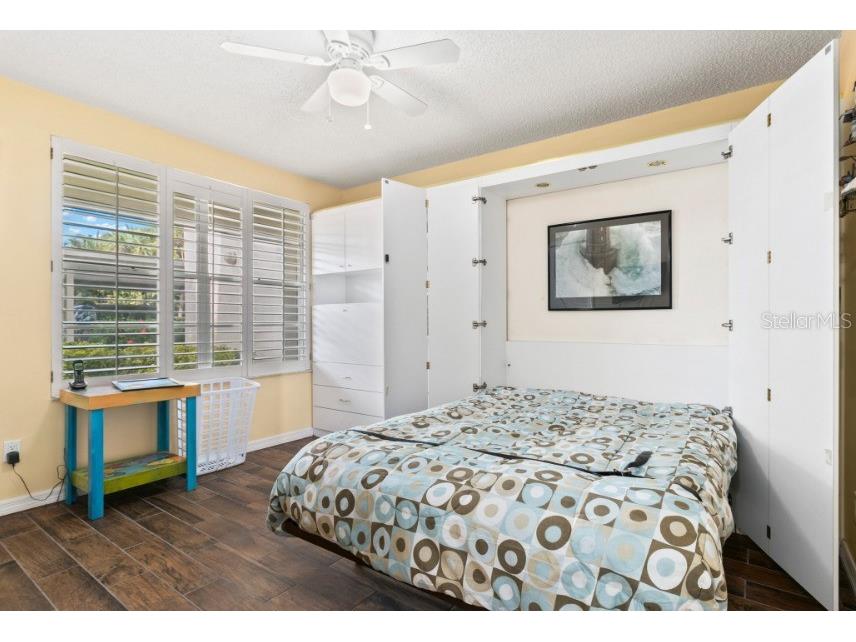 605 Sutton Place #102 Longboat Key FL 34228 A4681310 image17