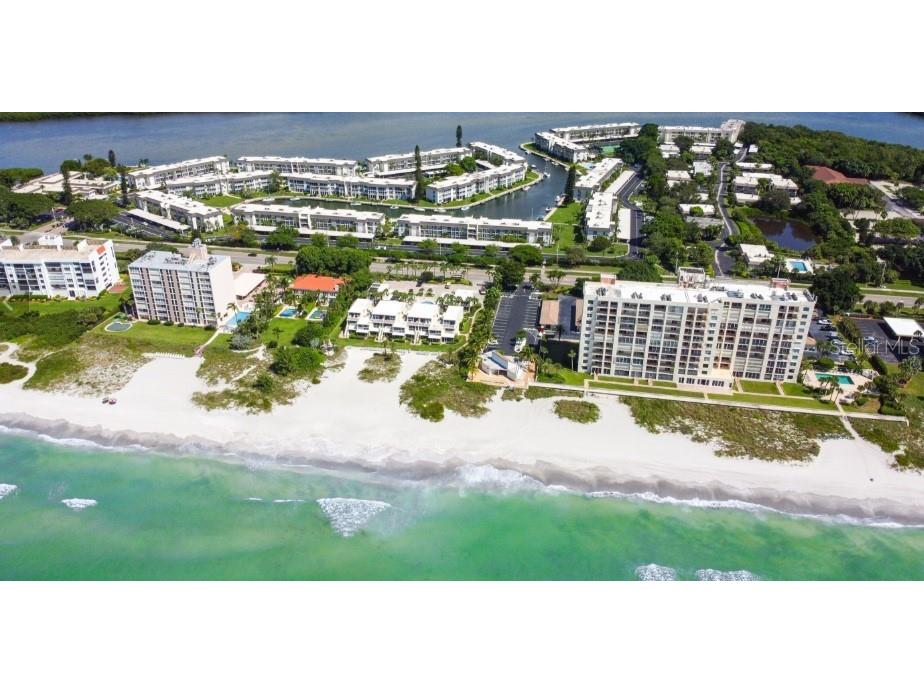 605 Sutton Place #102 Longboat Key FL 34228 A4681310 image30