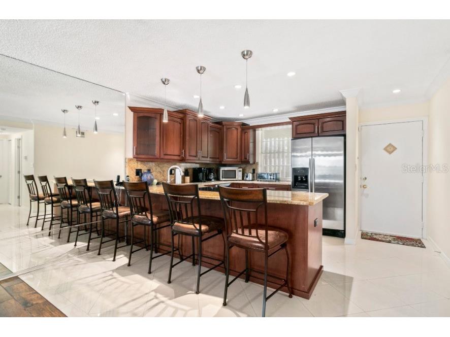 605 Sutton Place #102 Longboat Key FL 34228 A4681310 image7