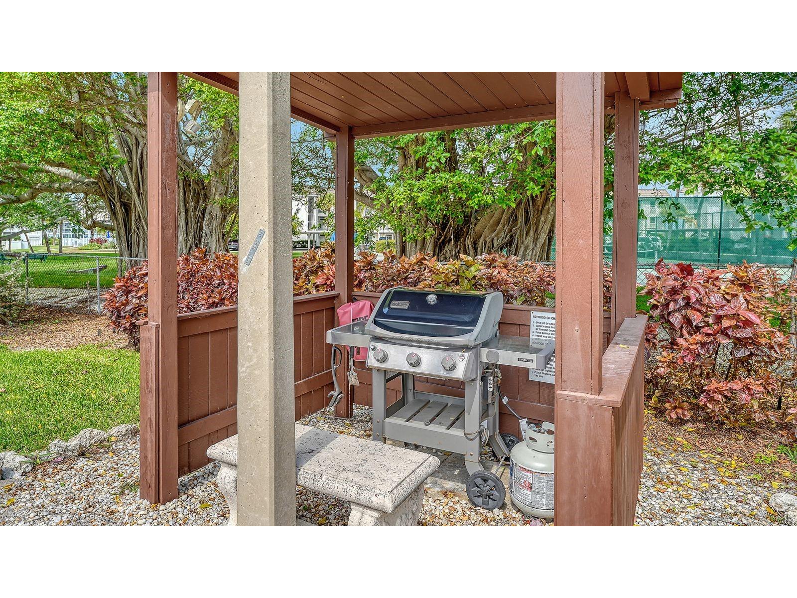 605 Sutton Place #201 Longboat Key FL 34228 - SARASOTA BAY A4687586 image31