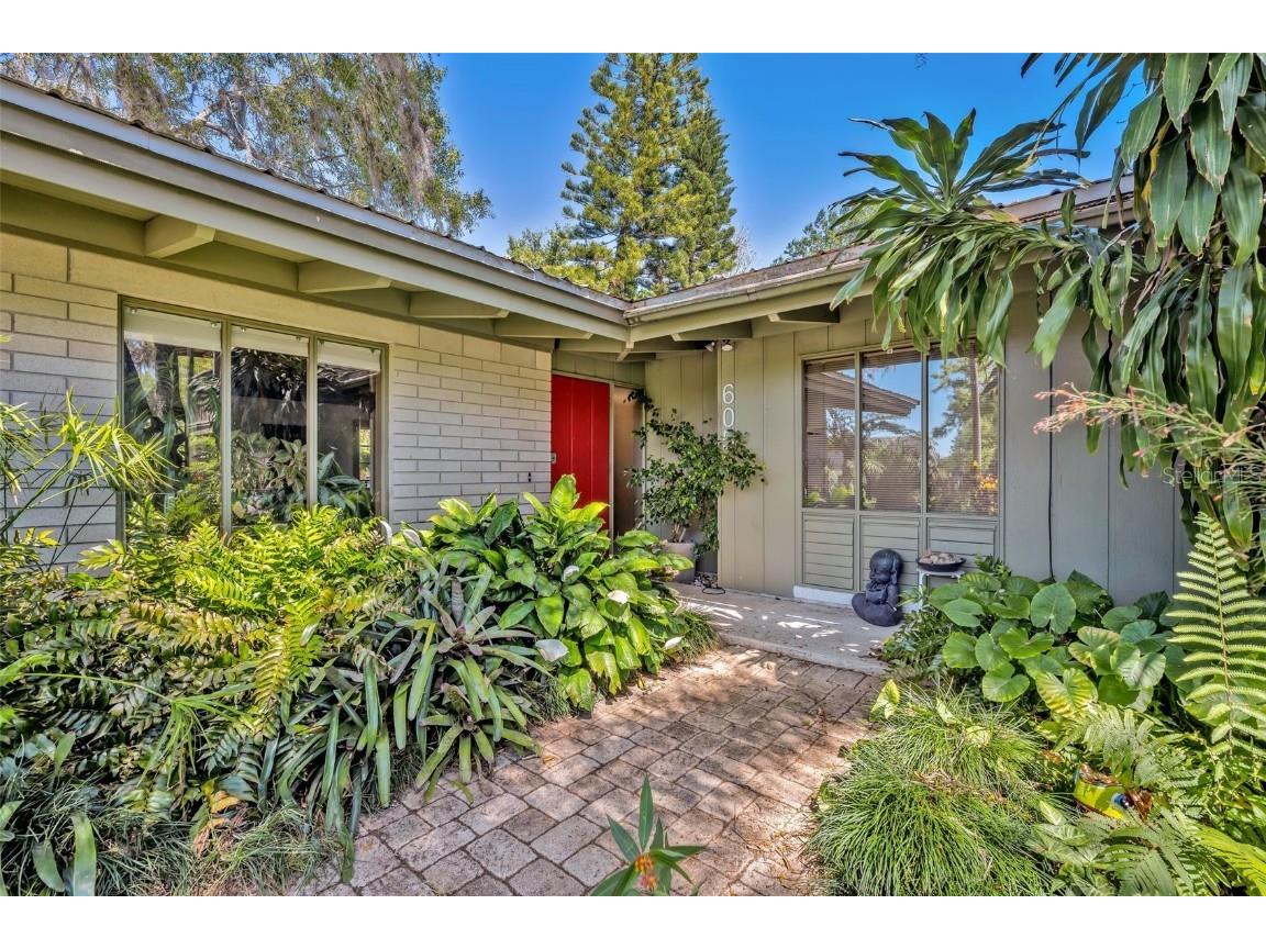 605 Sweetbriar Road Orlando FL 32806 O6092327 image1