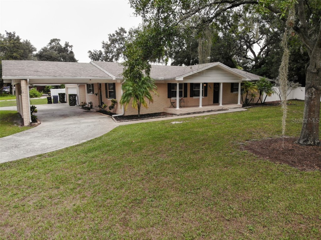 605 W Pipkin Road Lakeland FL 33813 L4939795 image1
