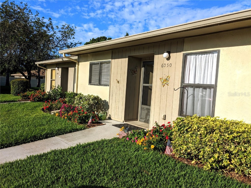 6050 28th Street W #6050 Bradenton FL 34207 A4566698 image1