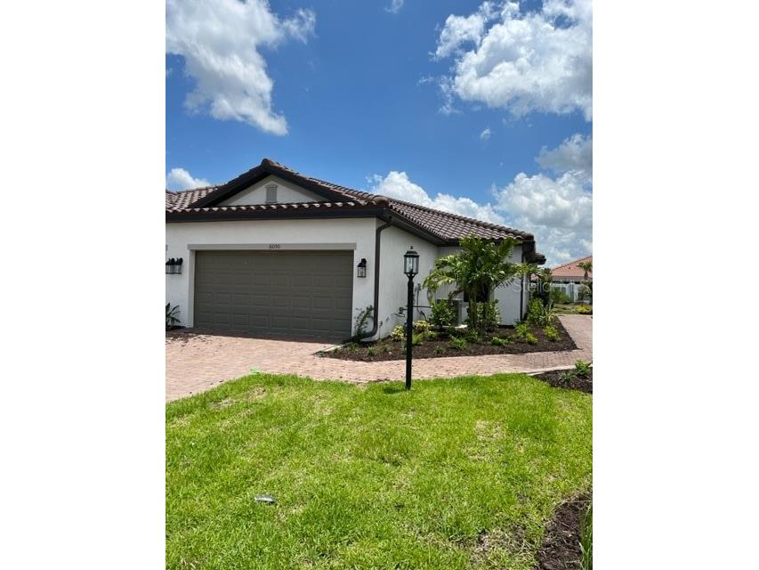 6050 Mesa Glen Bradenton FL 34203 A4572237 image1