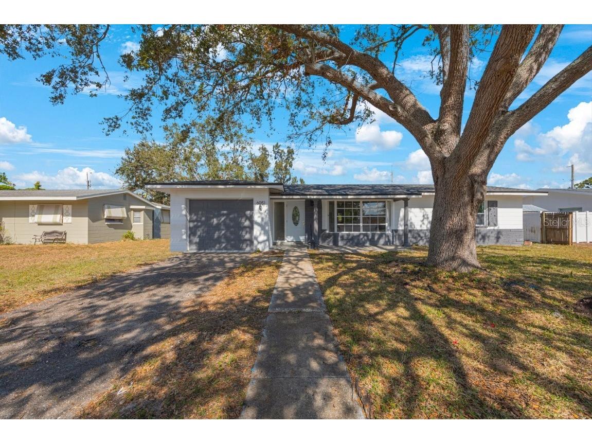 6051 34th Avenue N Saint Petersburg FL 33710 TB8321278 image1