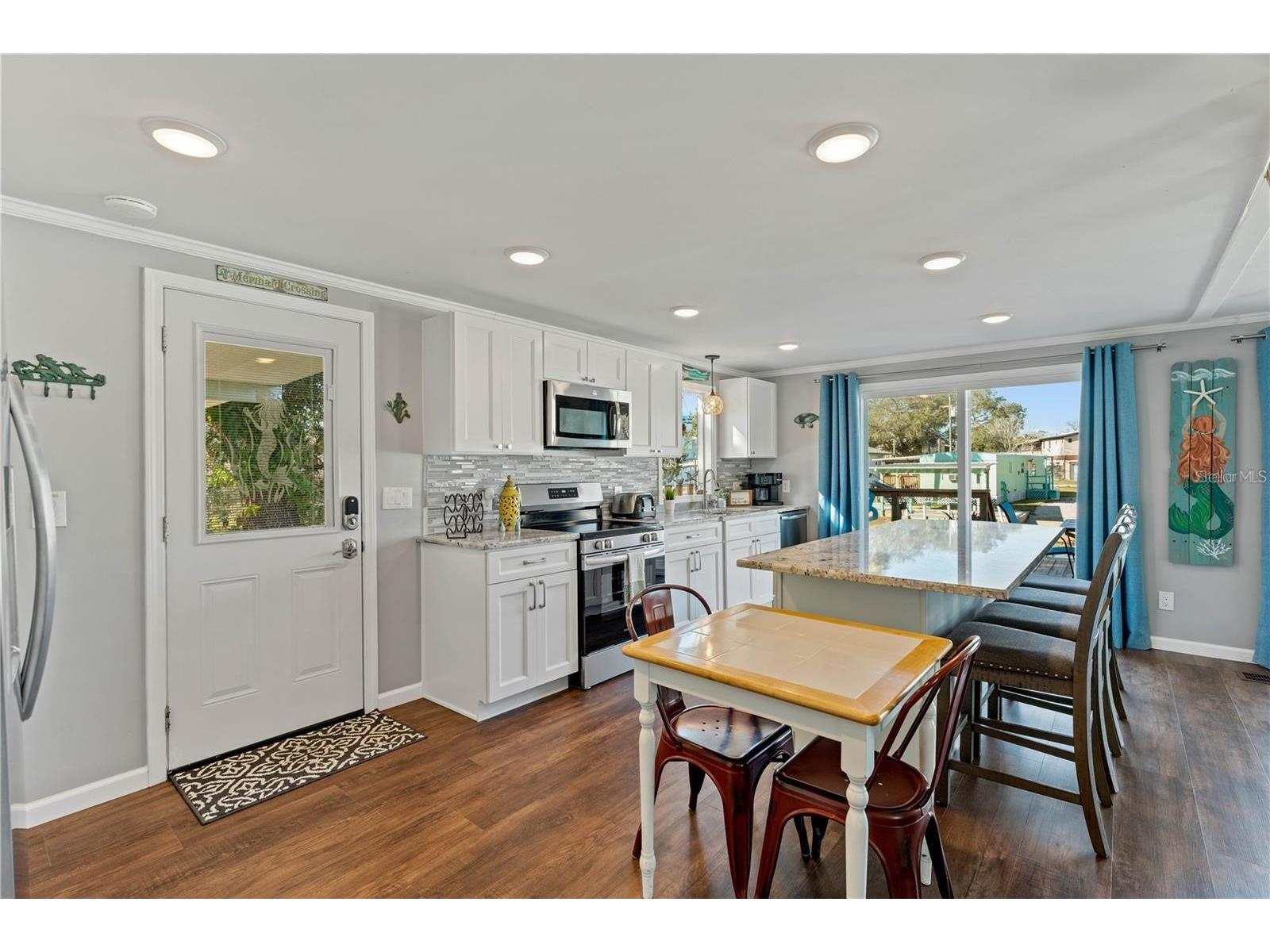 6051 Colony Circle Weeki Wachee FL 34607 W7882584 image15