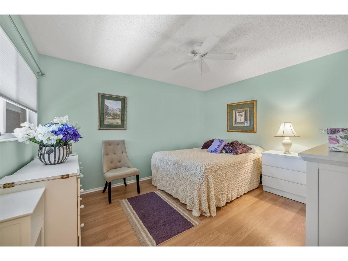 6052 Bonaventure Place Sarasota FL 34243 A4665005 image21