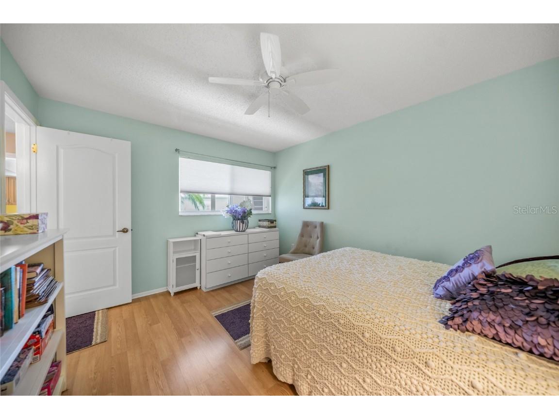 6052 Bonaventure Place Sarasota FL 34243 A4665005 image22