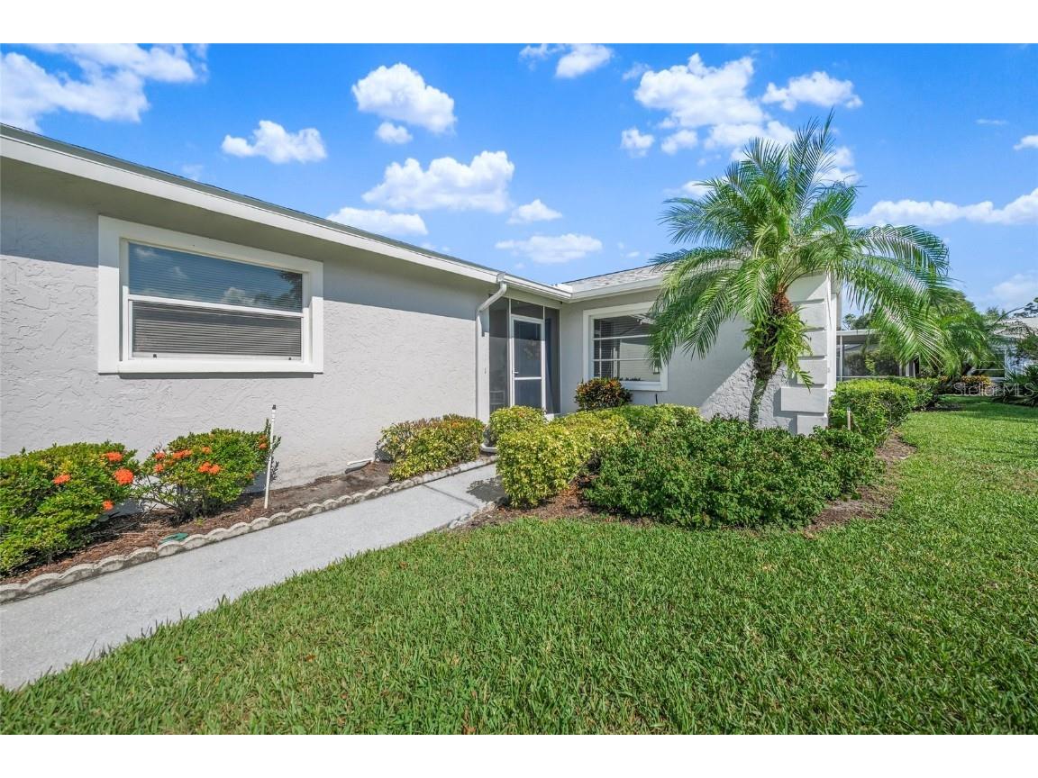 6052 Bonaventure Place Sarasota FL 34243 A4665005 image3