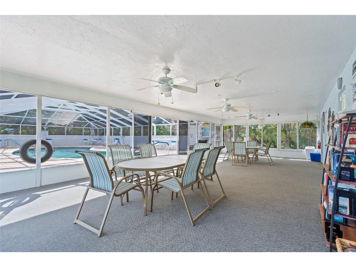 6052 Bonaventure Place Sarasota FL 34243 A4665005 image32