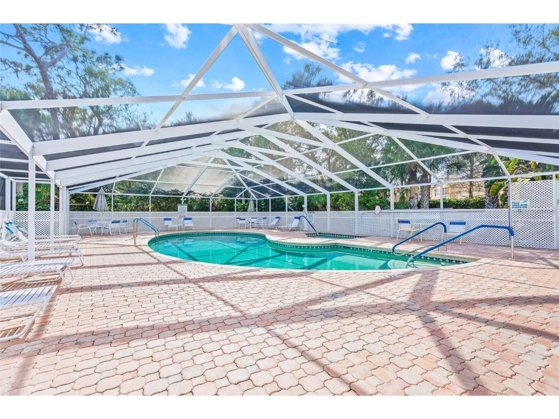 6052 Bonaventure Place Sarasota FL 34243 A4665005 image33