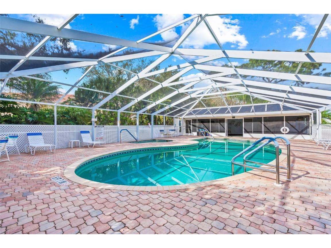 6052 Bonaventure Place Sarasota FL 34243 A4665005 image38