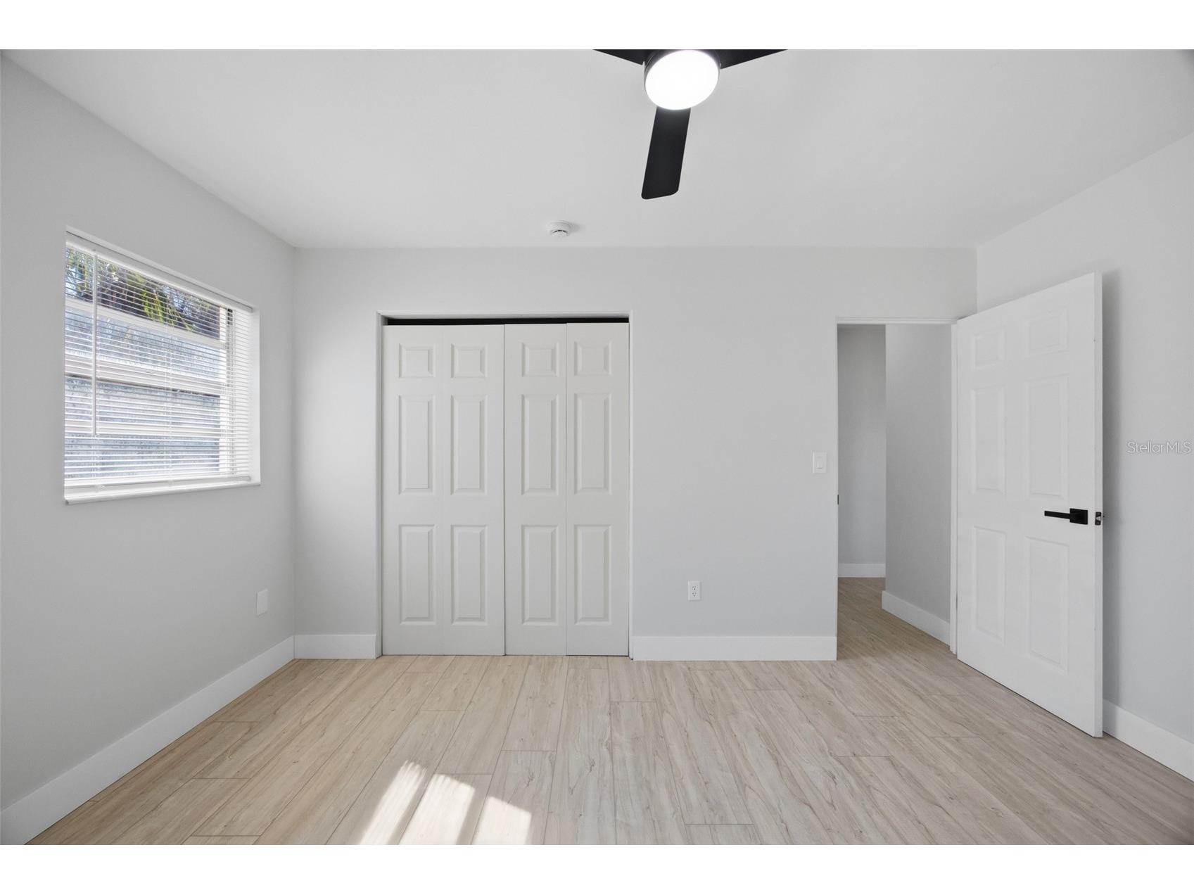 6052 Central Avenue New Port Richey FL 34653 TB8490764 image16