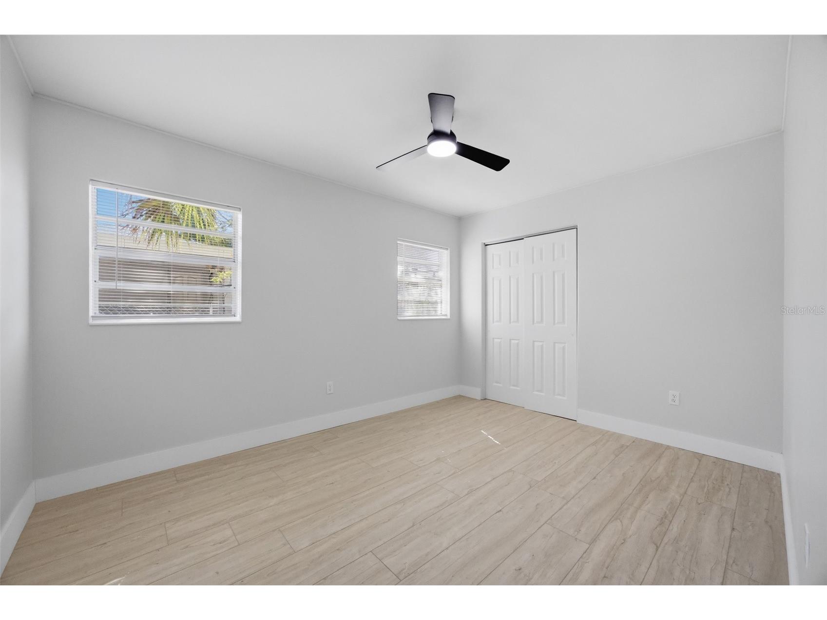 6052 Central Avenue New Port Richey FL 34653 TB8490764 image17