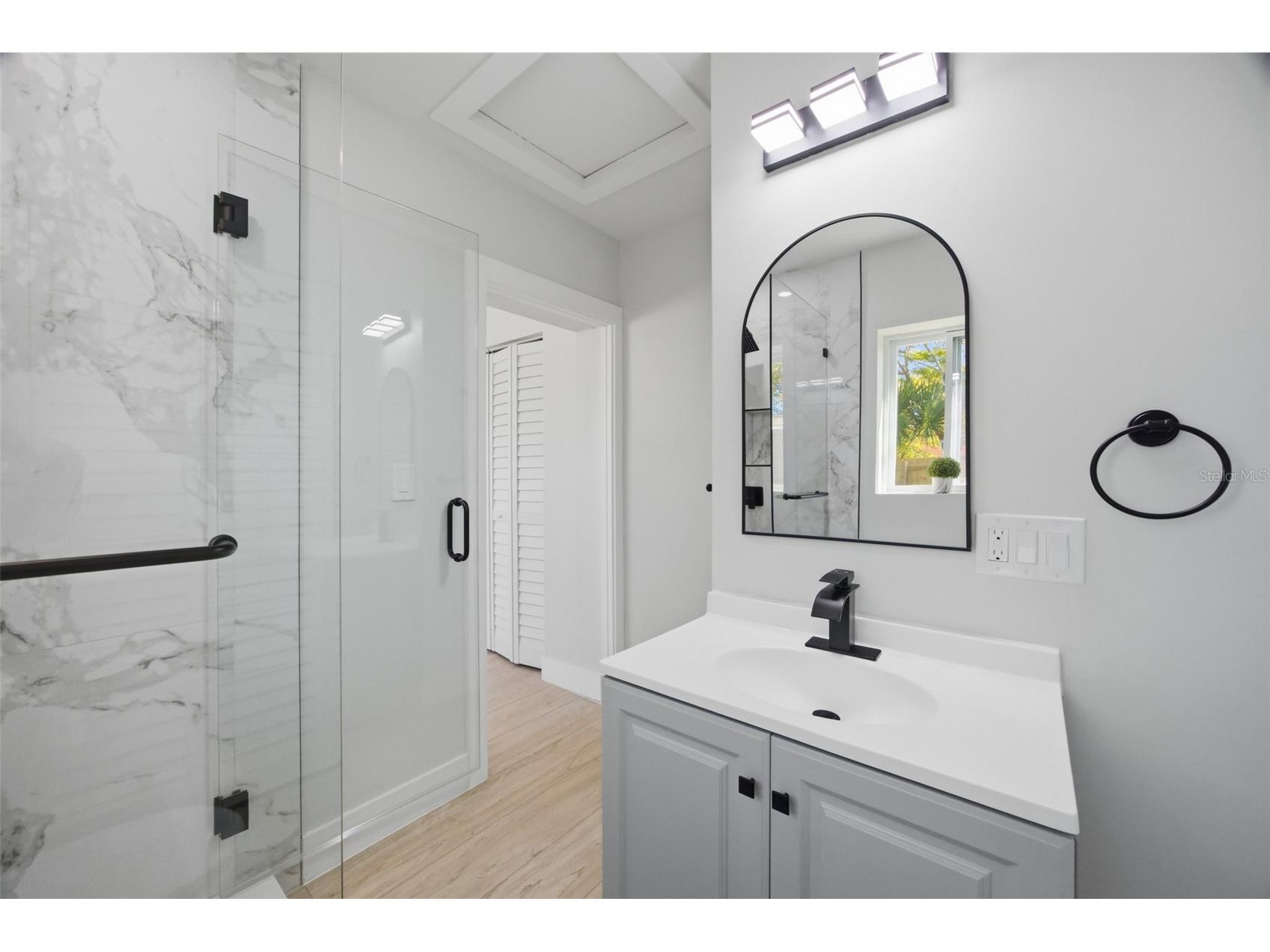 6052 Central Avenue New Port Richey FL 34653 TB8490764 image22