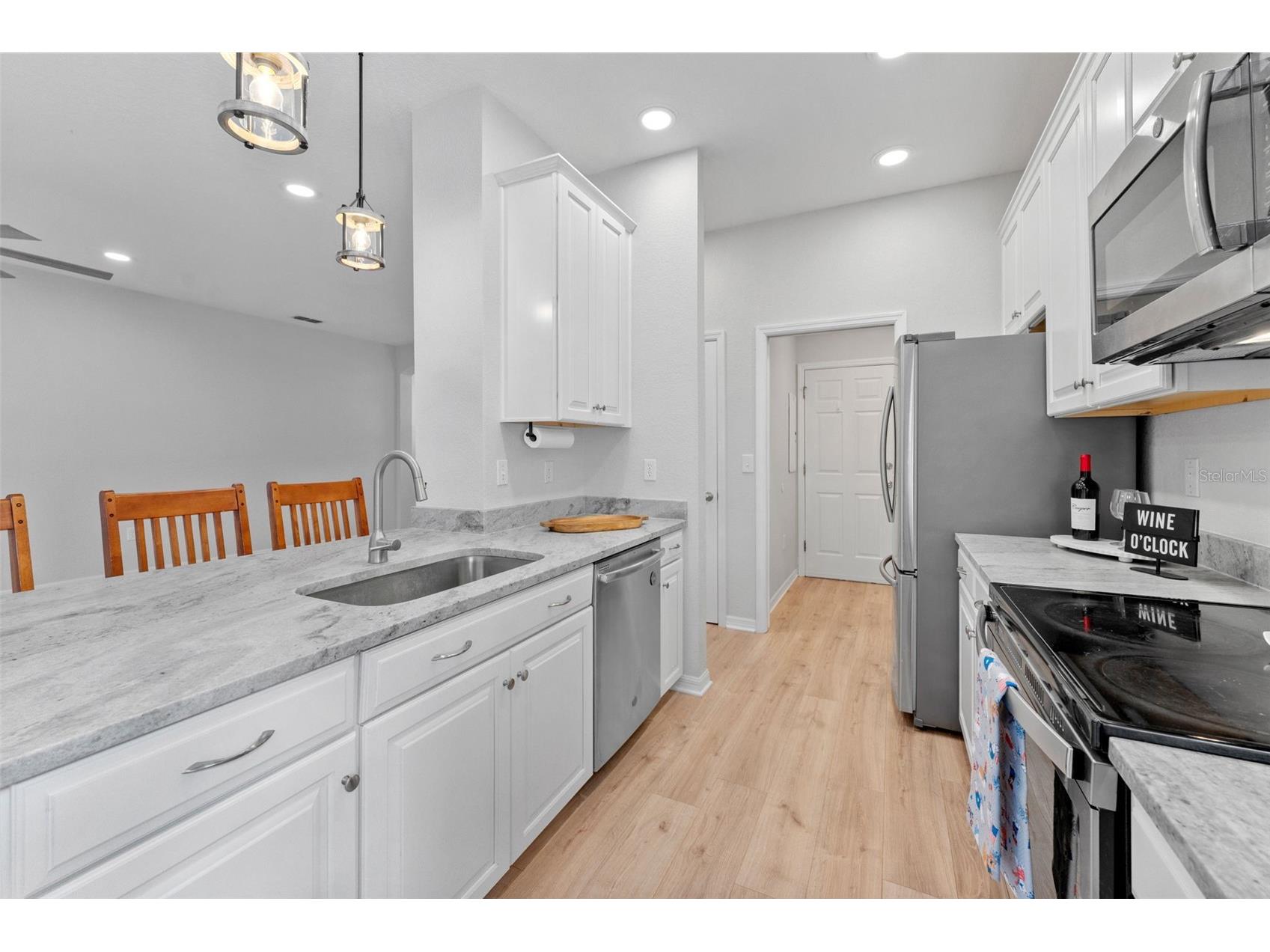6052 Champions Gate Boulevard Zephyrhills FL 33541 - COMMUNITY POND TB8522817 image16