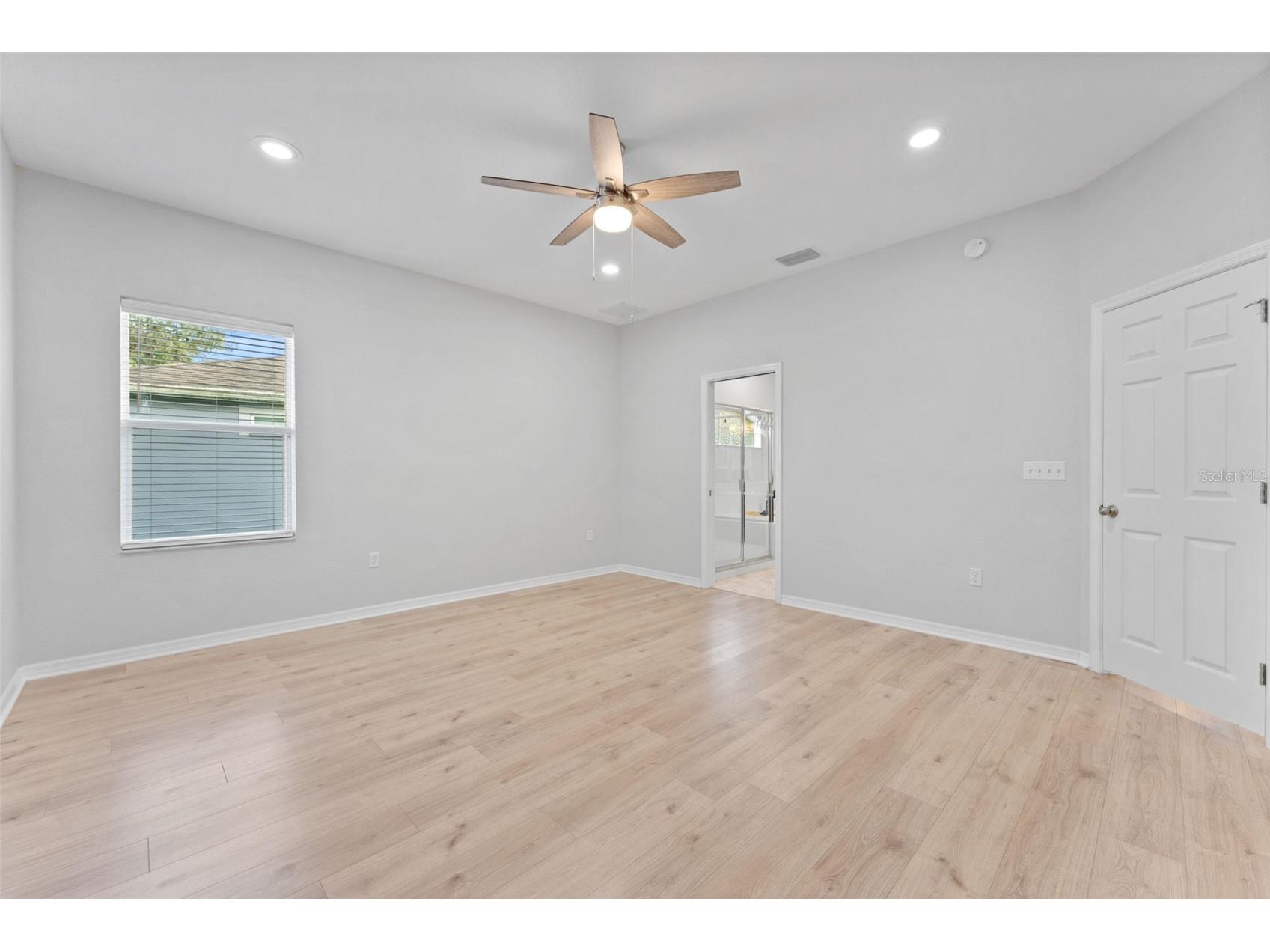 6052 Champions Gate Boulevard Zephyrhills FL 33541 - COMMUNITY POND TB8522817 image21
