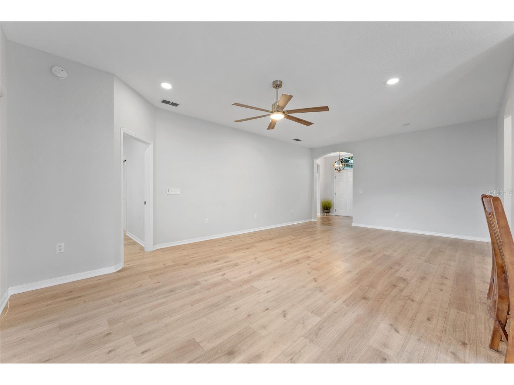 6052 Champions Gate Boulevard Zephyrhills FL 33541 - COMMUNITY POND TB8522817 image8