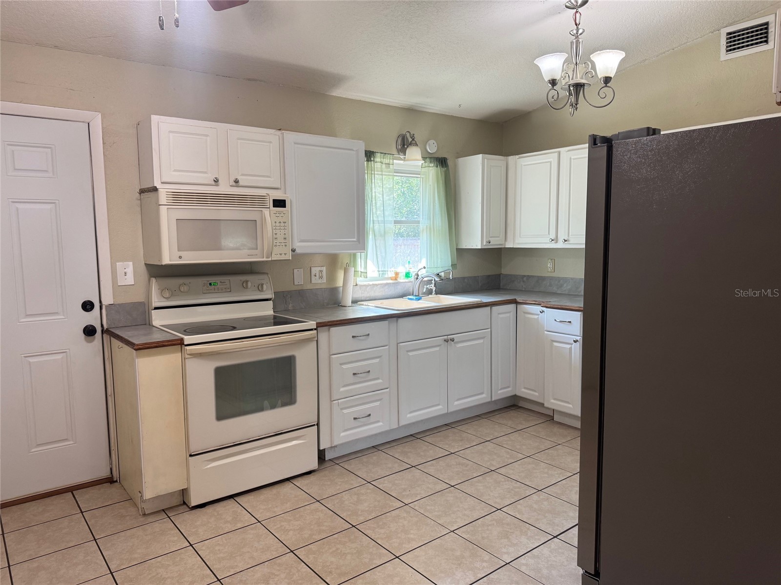 6052 Idle A While Circle Dade City FL 33523 TB8525651 image12