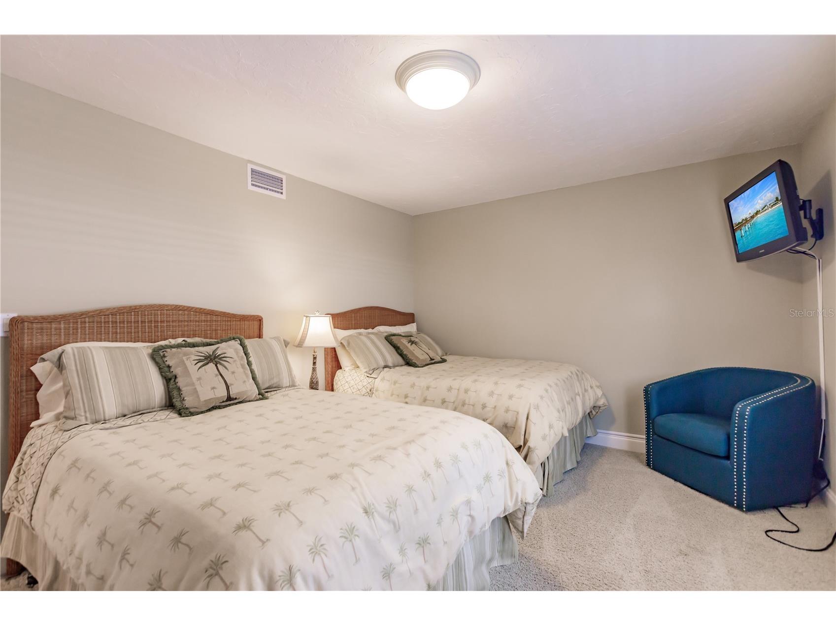 6052 W Peppertree Way #235B Sarasota FL 34242 TB8471024 image25