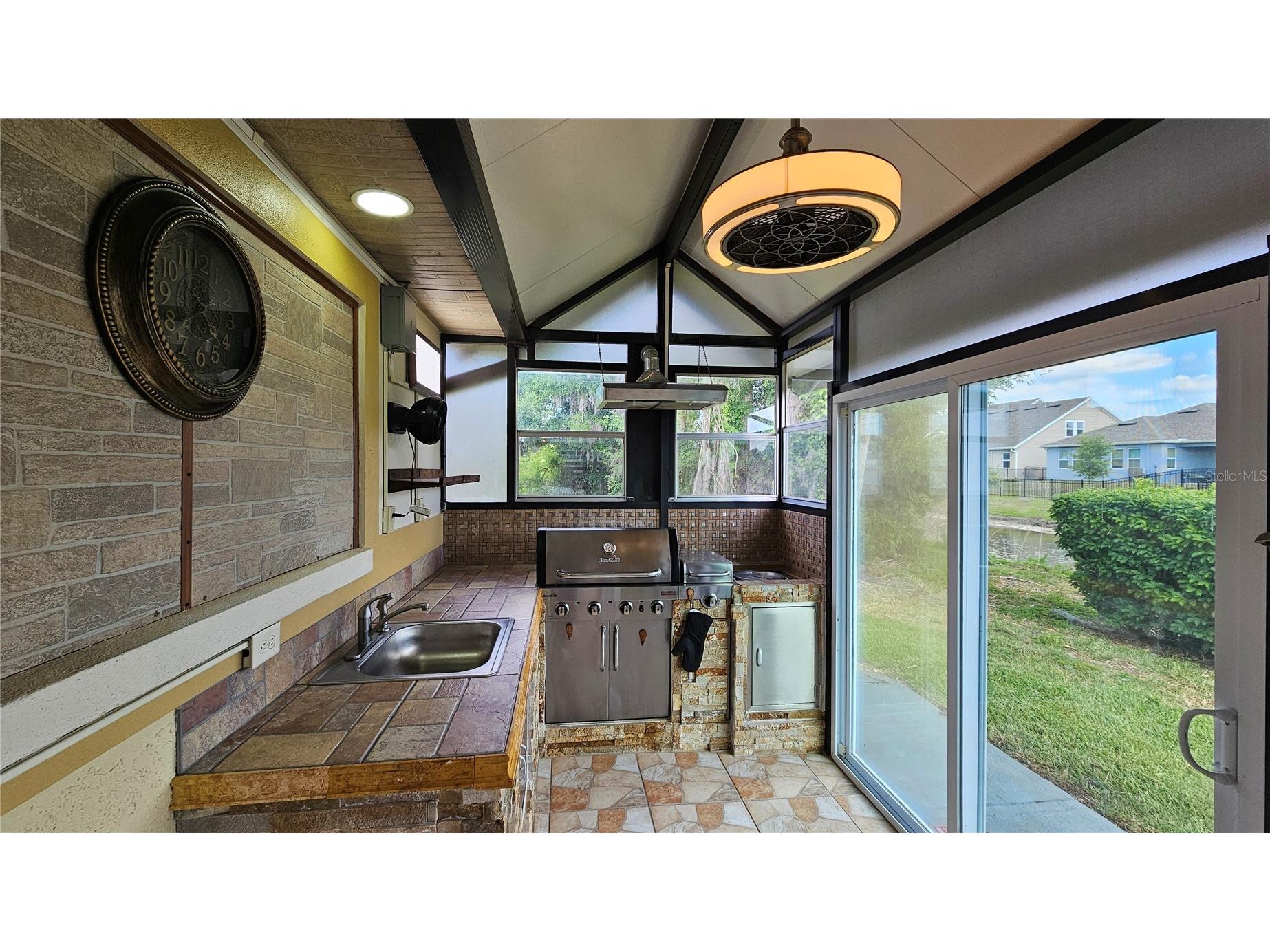 6053 Gentle Ben Circle Wesley Chapel FL 33544 TB8498749 image36