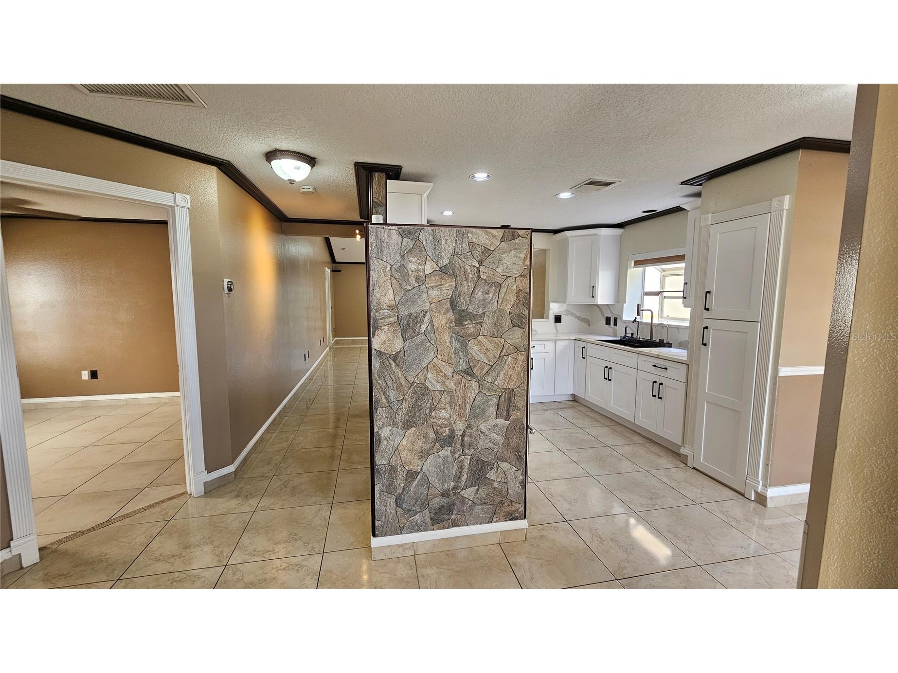 6053 Gentle Ben Circle Wesley Chapel FL 33544 TB8498749 image6