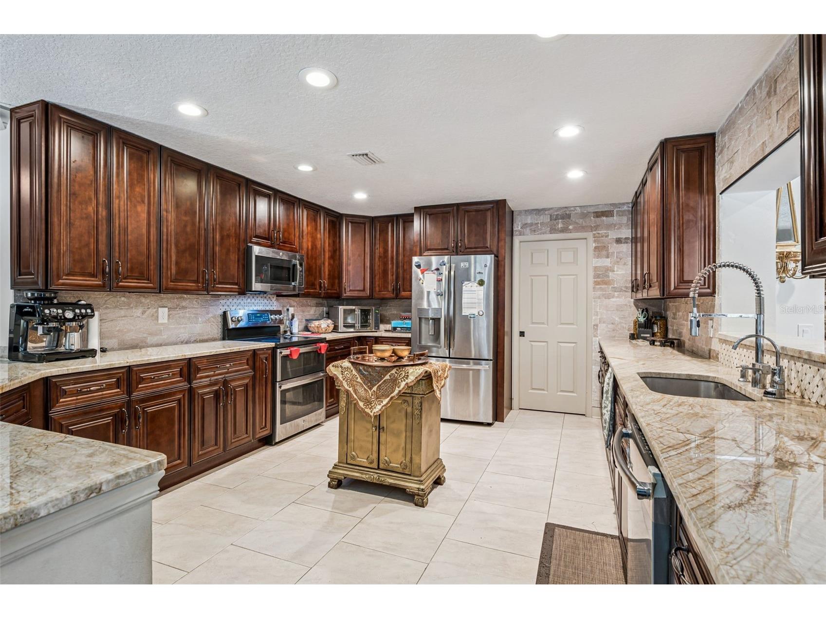 6054 Marlberry Drive Orlando FL 32819 O6382984 image31