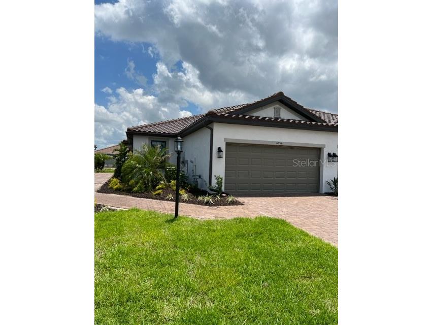 6054 Mesa Glen Bradenton FL 34203 A4614949 image1