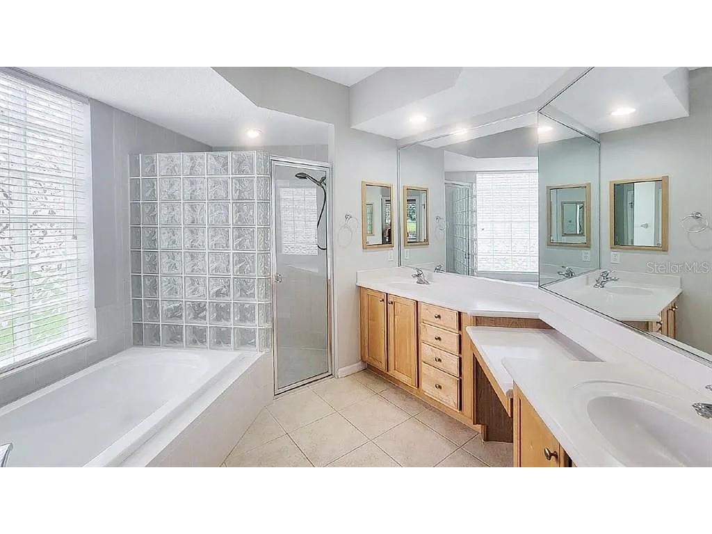 6055 Wingspan Way Bradenton FL 34203 TB8442031 image24