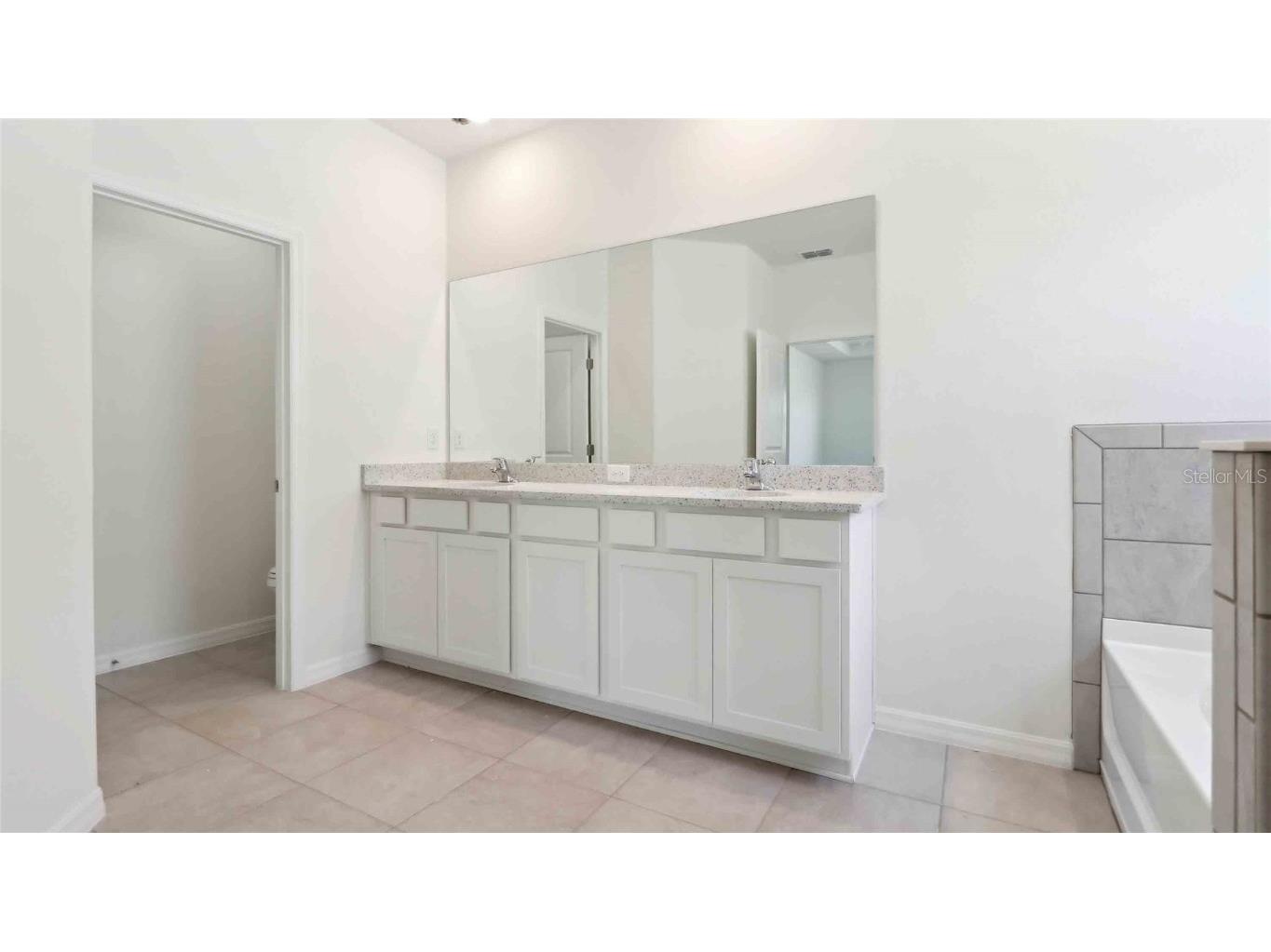 6056 SW 46th Drive Gainesville FL 32608 OM707985 image17