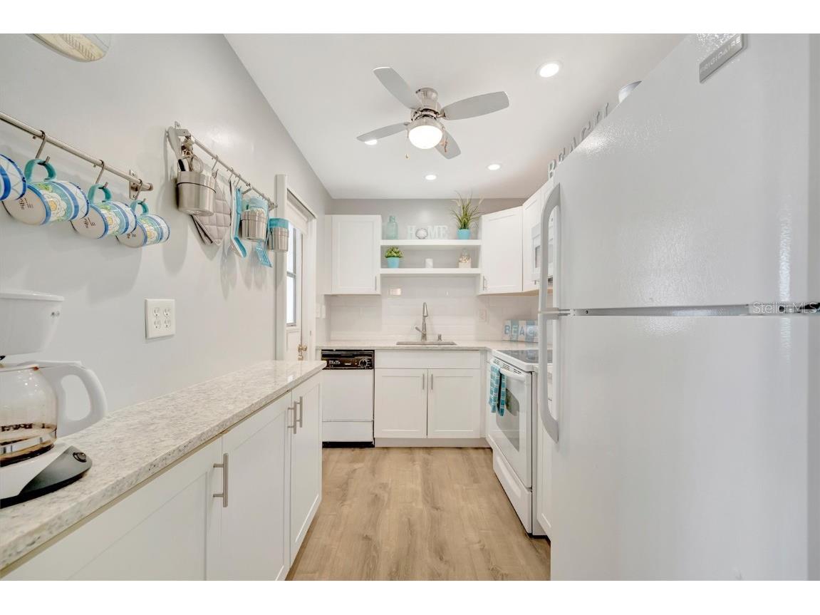 6057 Coral Way #3 Bradenton FL 34207 A4665748 image9