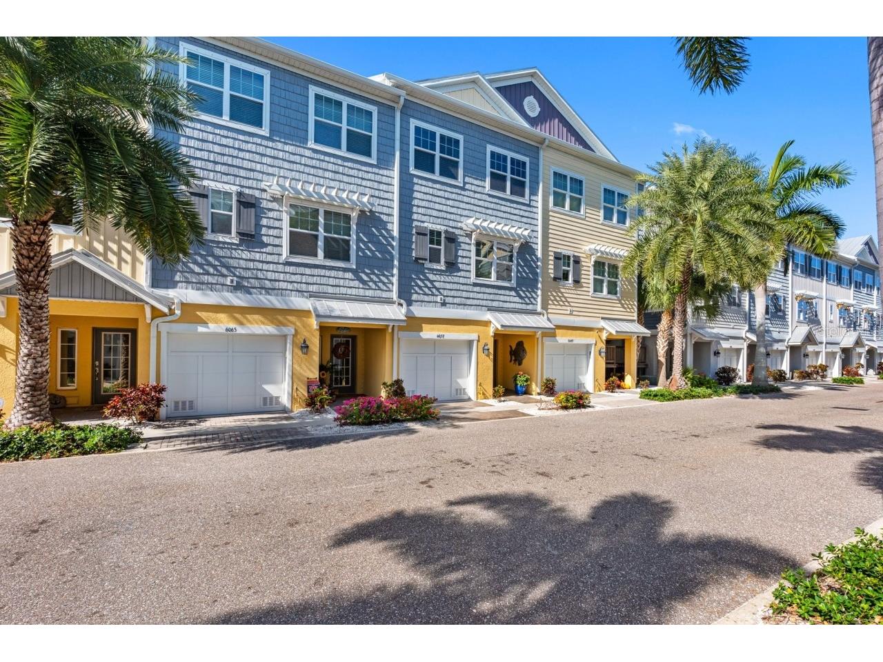6057 Moorings Drive S Saint Petersburg FL 33712 A4688682 image1