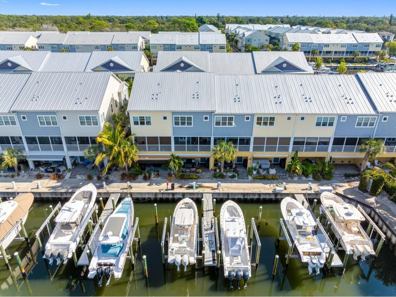 6057 Moorings Drive S Saint Petersburg FL 33712 A4688682 image2