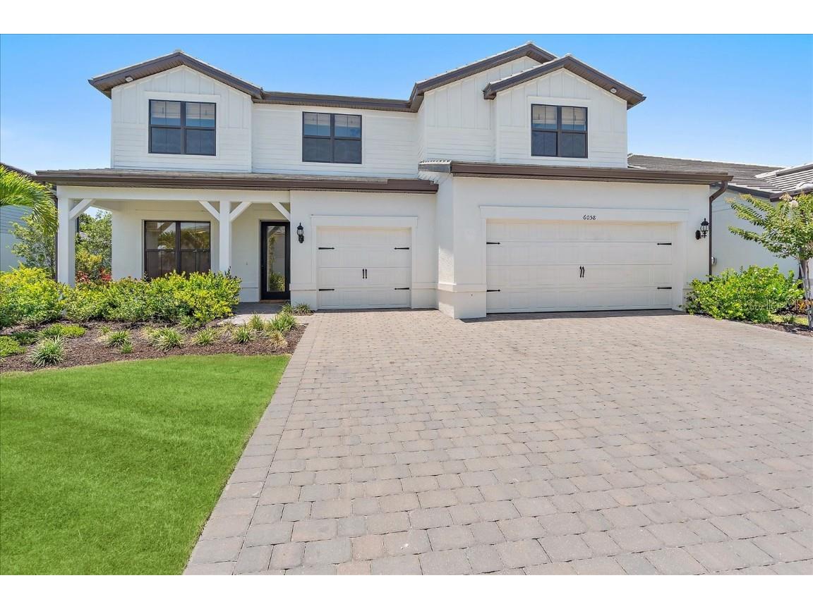 6058 Bluestar Court Lakewood Ranch FL 34211 A4573032 image1