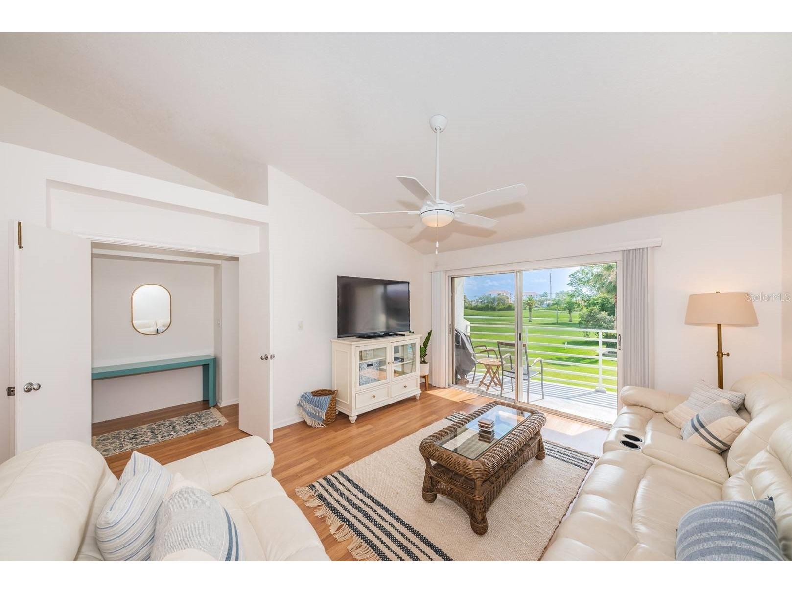 6059 Bahia Del Mar Boulevard #241 Saint Petersburg FL 33715 TB8475041 image9