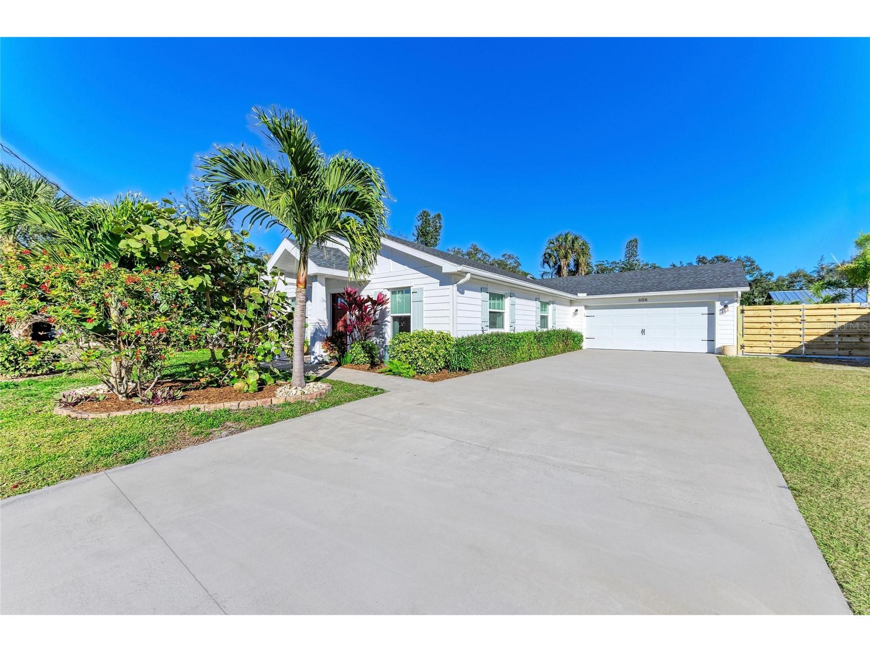 606 19th Avenue W Palmetto FL 34221 A4679236 image2