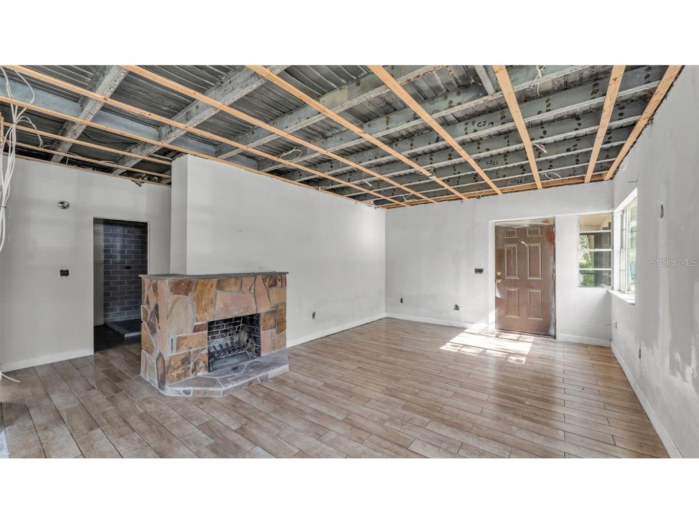 606 3rd Street Polk City FL 33868 L4957453 image15