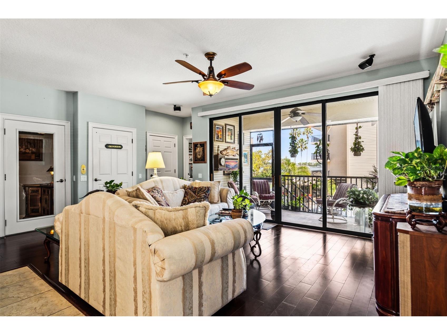 606 Bella Loop #2 Dunedin FL 34698 TB8484271 image10
