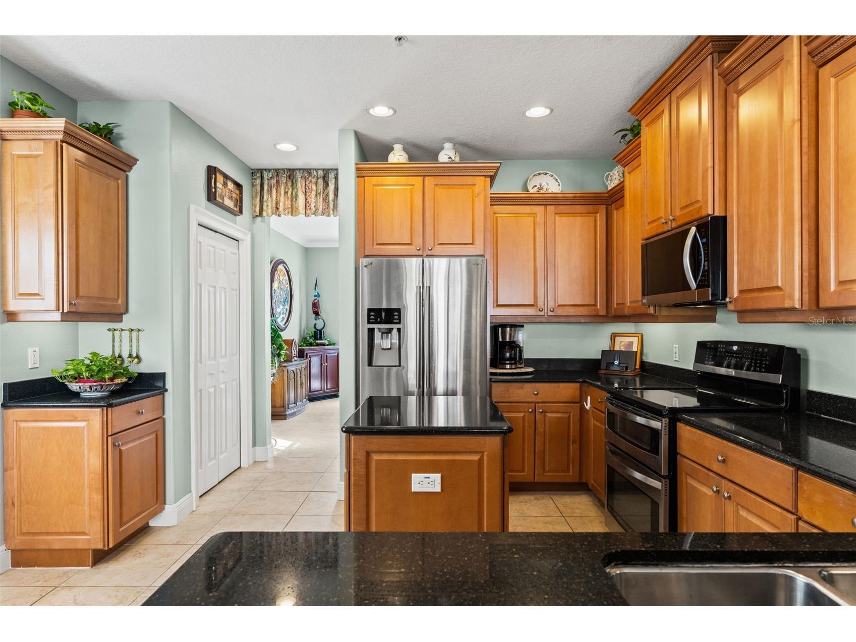 606 Bella Loop #2 Dunedin FL 34698 TB8484271 image7