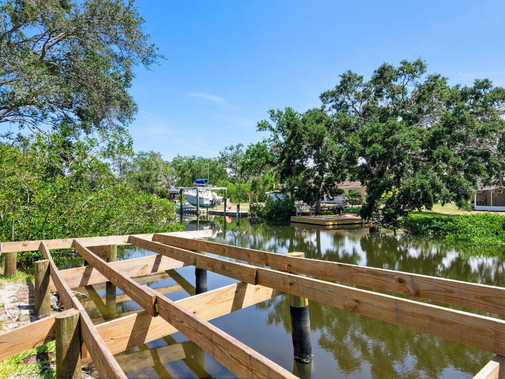 606 Bittner Boulevard Nokomis FL 34275 A4654964 image9