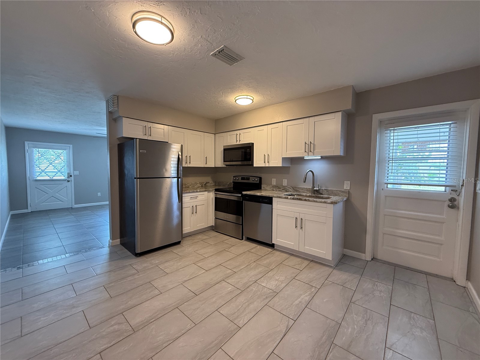 606 Briarwood Road Venice FL 34293 A4693742 image4